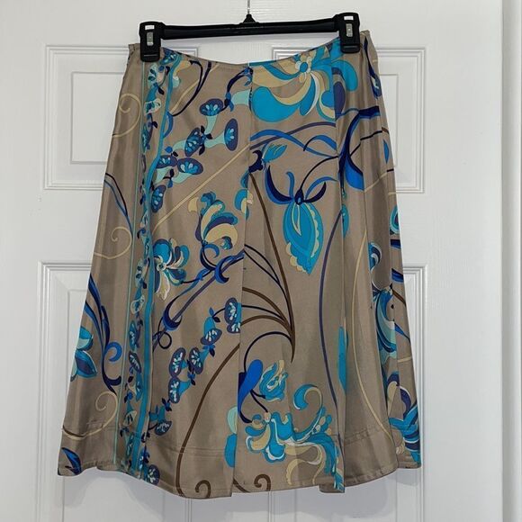Emilio Pucci 100% Silk Printed Skirt 2000’s collection - Picture 4 of 9